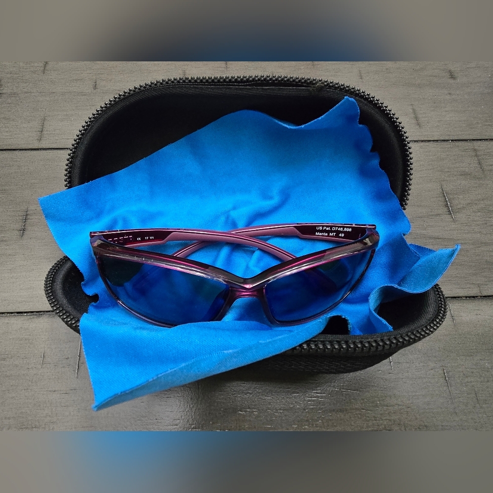 NWOT - Costa Sunglasses
